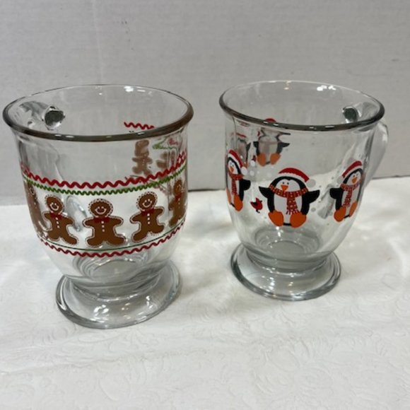TWO Glass Mugs Gingerbread Men/Penguins Holiday Christmas Winter 15oz - Picture 1 of 10